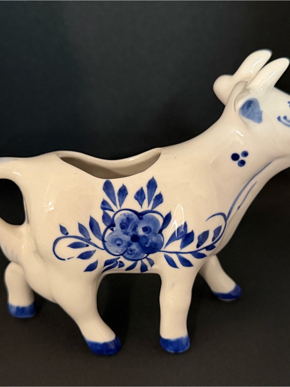 White and Blue Delft Floral Ceramic Cow Creamer and Sugar Jar